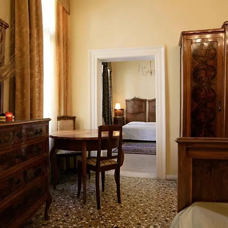 Palazzo Minelli فندق مبيت وإفطار
